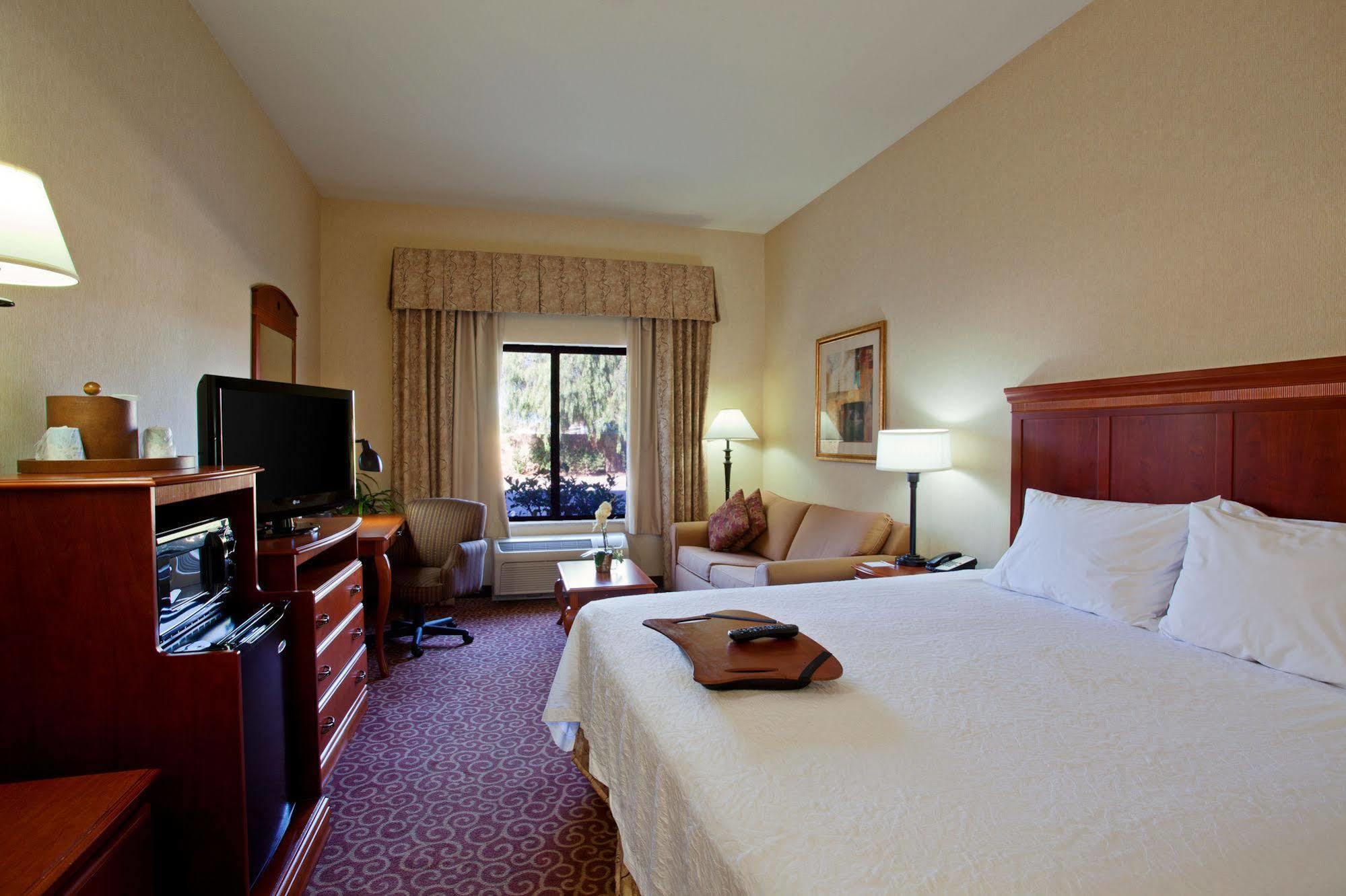 Hampton Inn & Suites By Hilton Hemet Menifee Murrieta Экстерьер фото