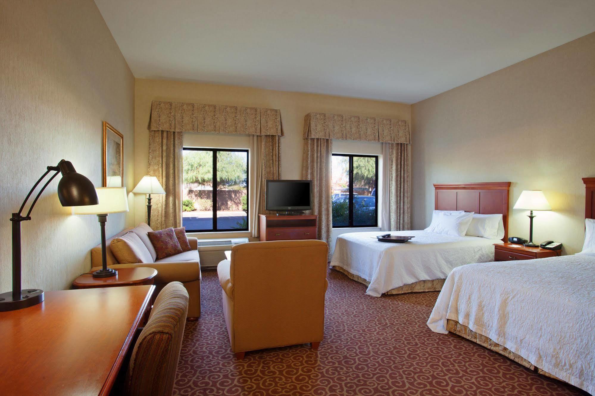 Hampton Inn & Suites By Hilton Hemet Menifee Murrieta Экстерьер фото